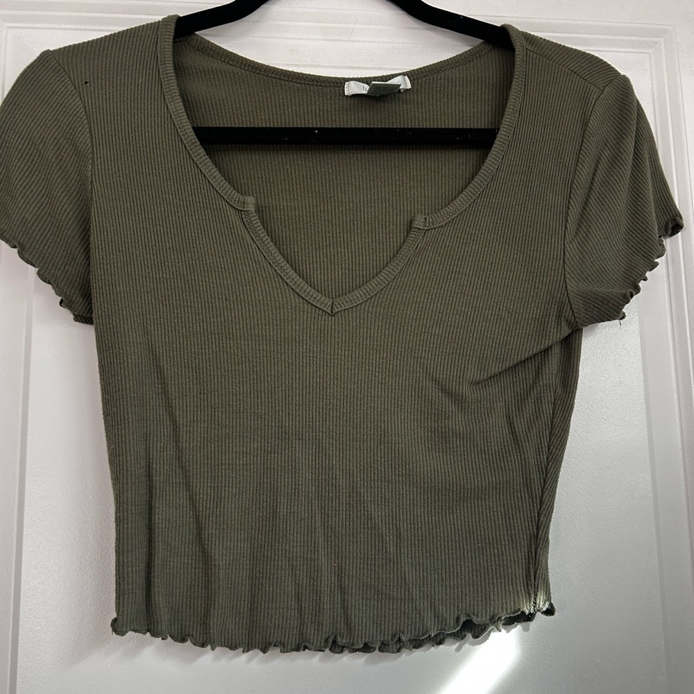 Green crop top